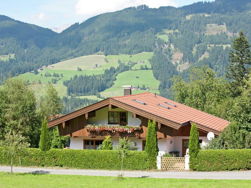 Beautiful Apartment Near Ski Area In Kirchberg キルヒベルク・イン・チロル エクステリア 写真